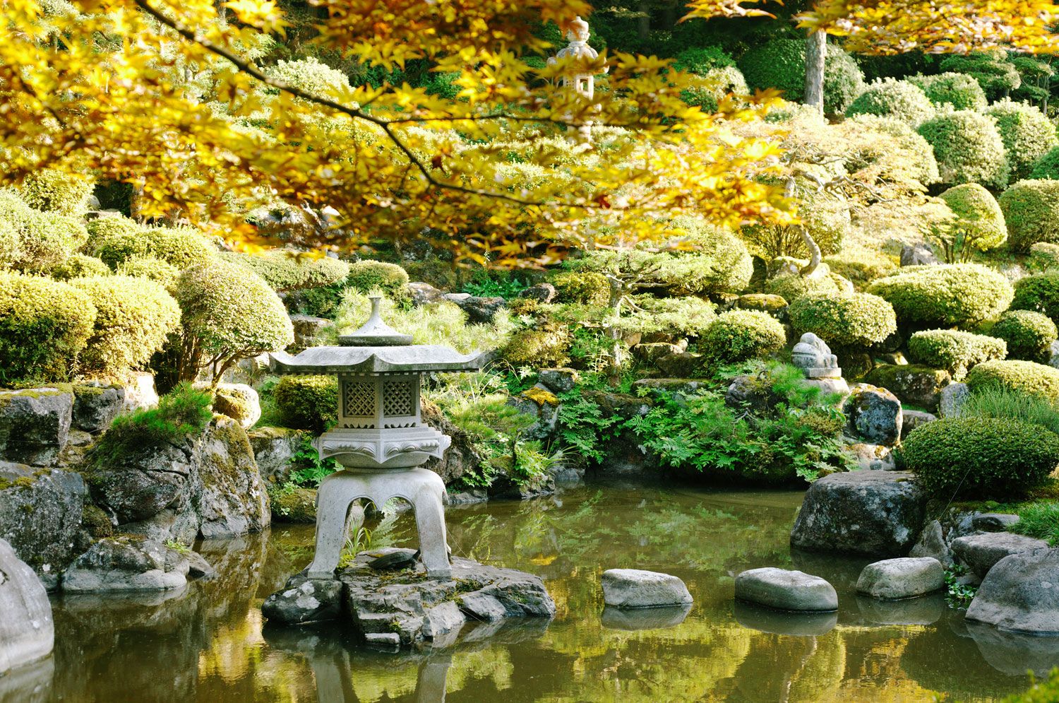 gate_entrance_01 Gated entrance luxury landscape at North Atlanta estate